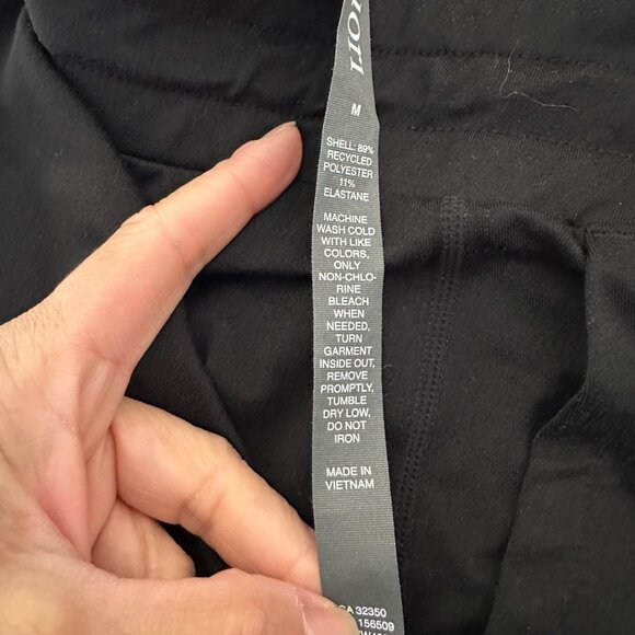 Vuori Halo Leggings High Rise Drawcord Slim Fit Slash Pockets Minimalist Black M - Picture 12 of 13